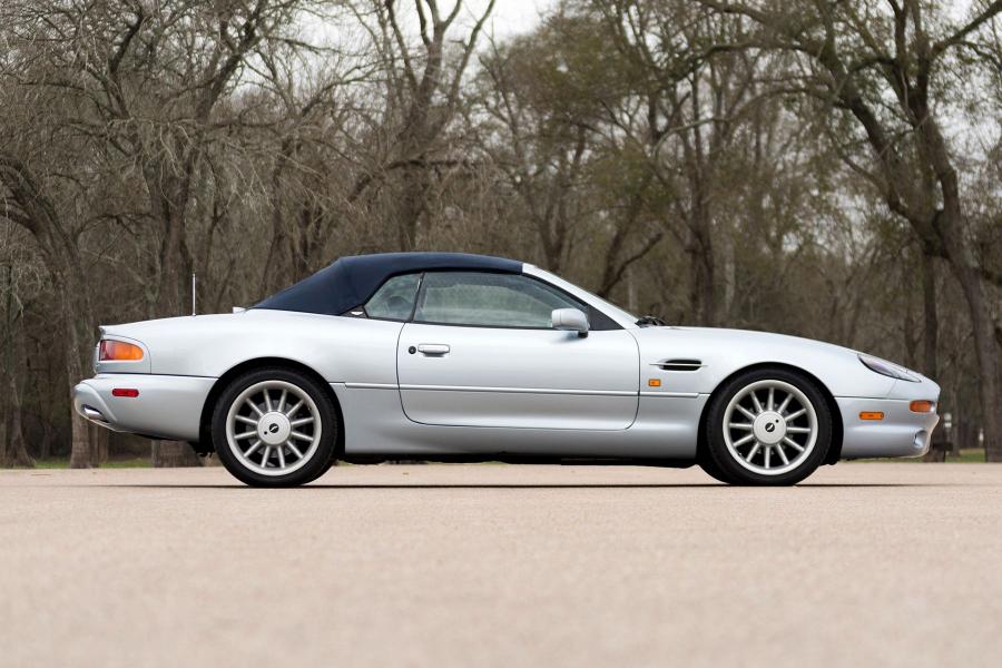  Aston Martin DB7 Volante 1997 года  (NA) (фото 11 из 23)